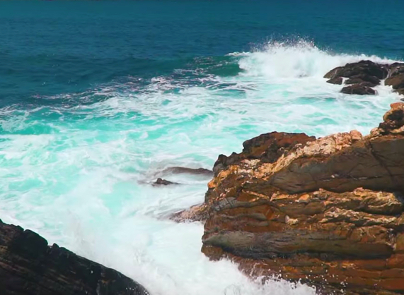 La costa del Occidente, reconocida como mejor destino turístico de España